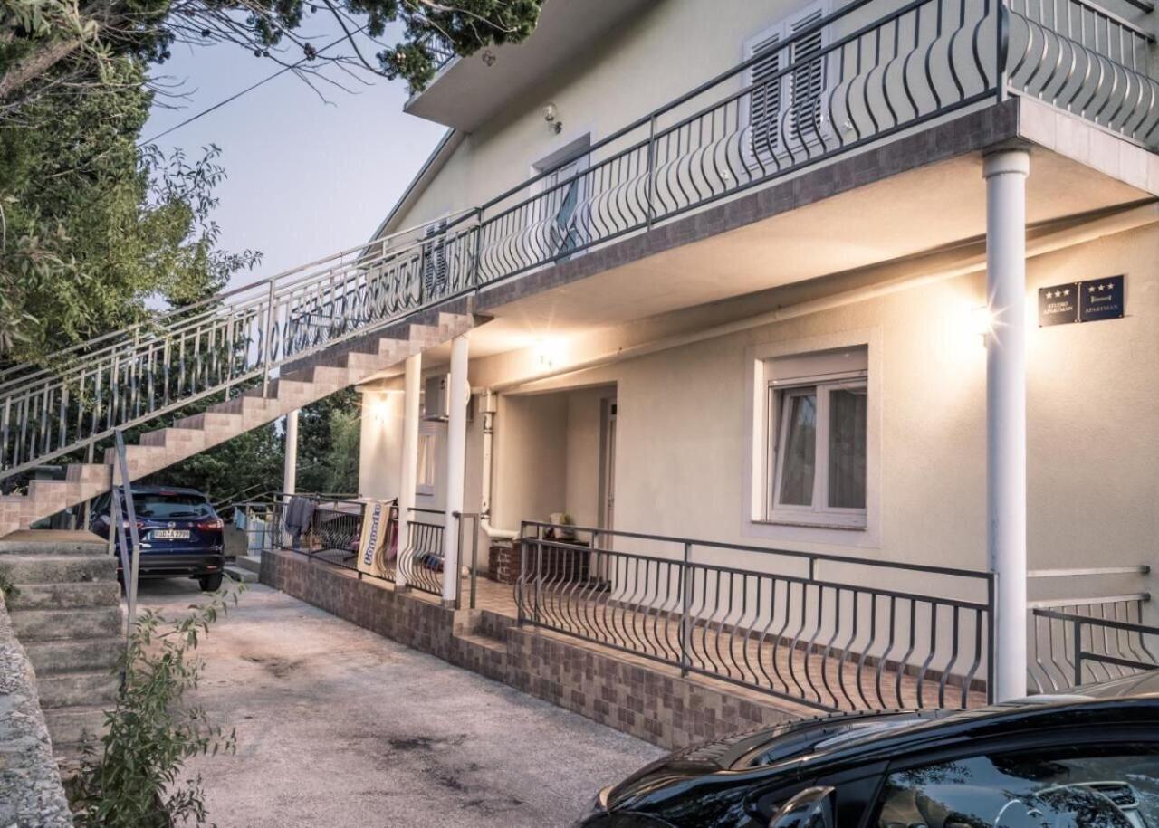 Apartments Domagoj - On The Beach Lukovo Šugarje Dış mekan fotoğraf